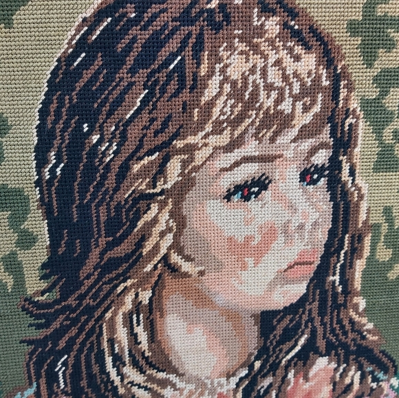 Vintage needlepoint framed wall art 14x18 inches - Picture 5 of 15